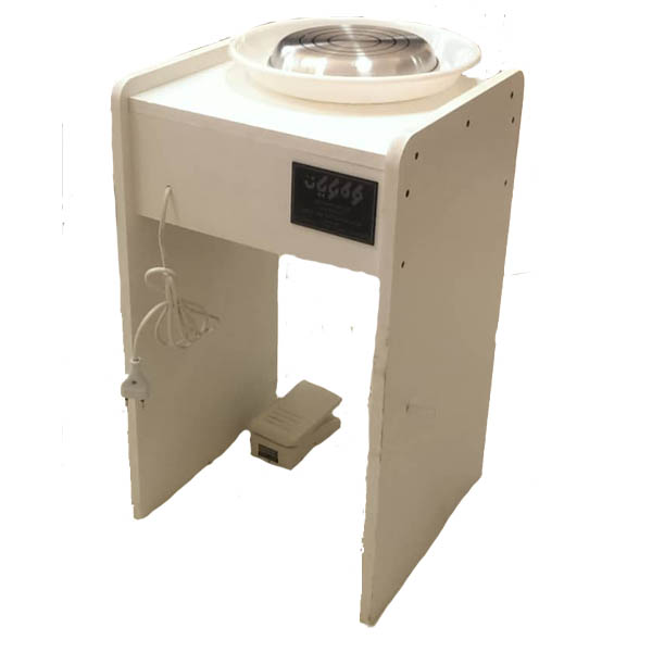 چرخ سفالگری کودک رایان تولید شده در طرح ملی کودک رایان توسط کارگروه کودک رایان ساخت ایران